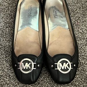 Michael kors flats
